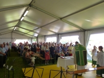 Feldmesse im Festzelt
